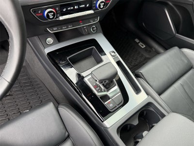 2024 Audi Q5 45 S line Premium quattro