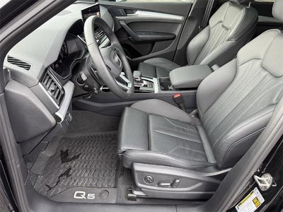 2024 Audi Q5 45 S line Premium quattro