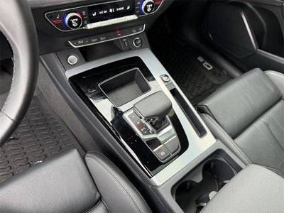 2024 Audi Q5 45 S line Premium quattro