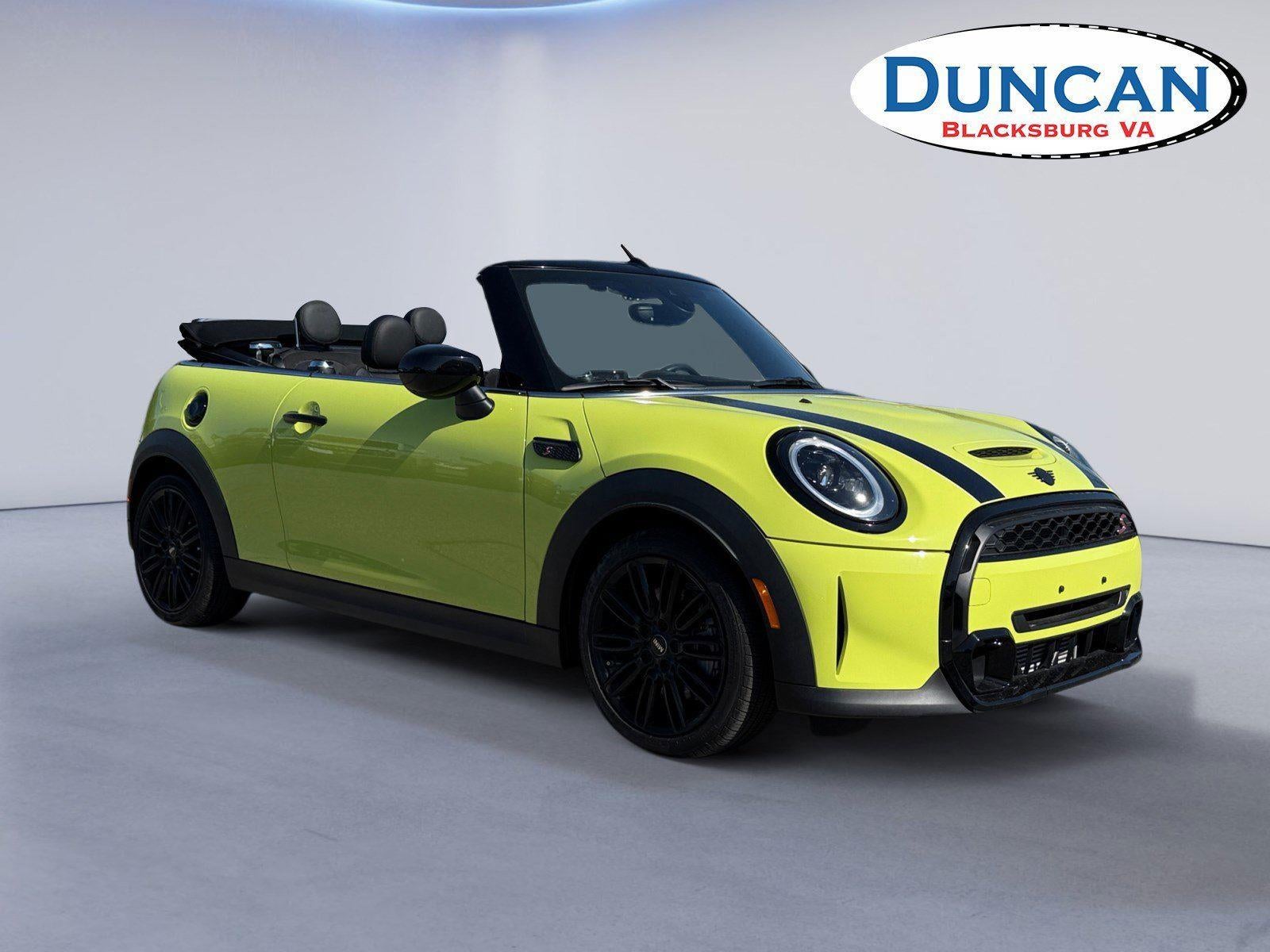 2024 MINI Convertible Cooper S's photo
