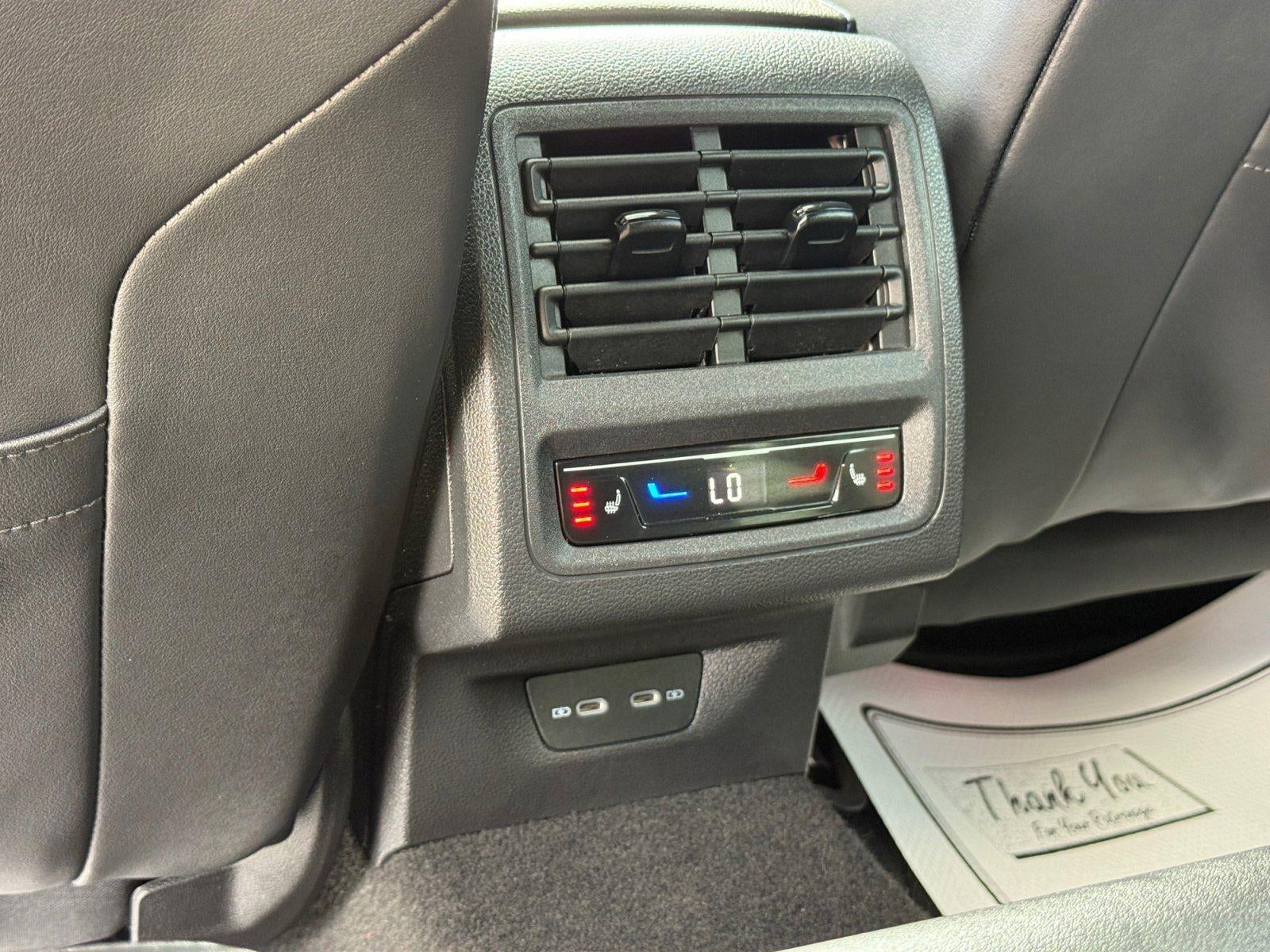 2022 Volkswagen Golf R Base