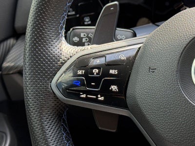 2022 Volkswagen Golf R Base